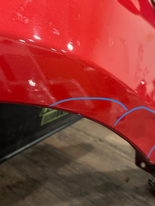 2014 TOYOTA PRIUS V FRONT PASSENGER RIGHT FENDER OEM *RESIDUE/PAINT CHIPS* (READ