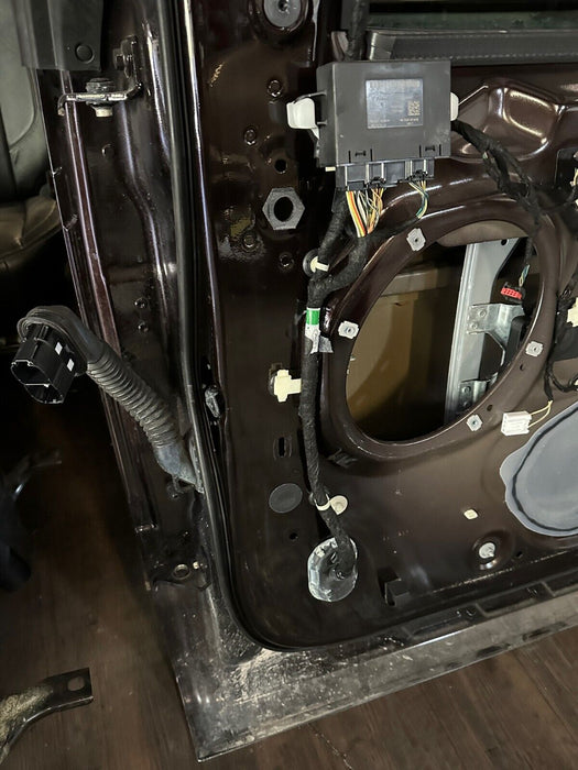 2017-19 FORD F250 F350 FRONT PASSENGER RIGHT DOOR OEM MAGMA RED (E2) *READ DESC