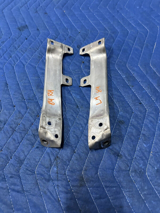 2011 BMW 550i F10 5 SERIES FRONT LEFT RIGHT BUMPER MOUNTS PAIR 7158894 7158893