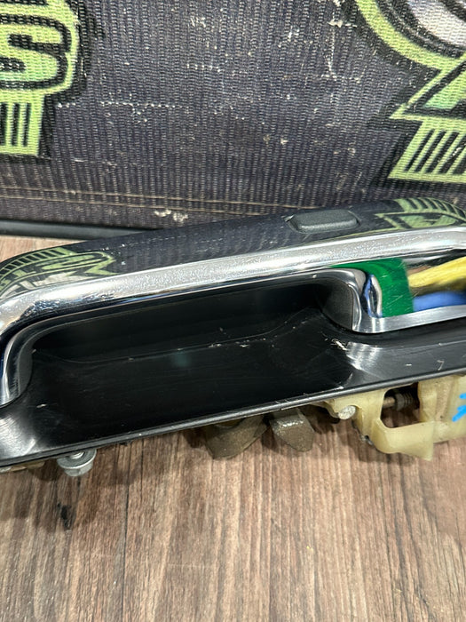 2017-2019 FORD F250 F350 F450 FRONT RIGHT DOOR HANDLE OEM