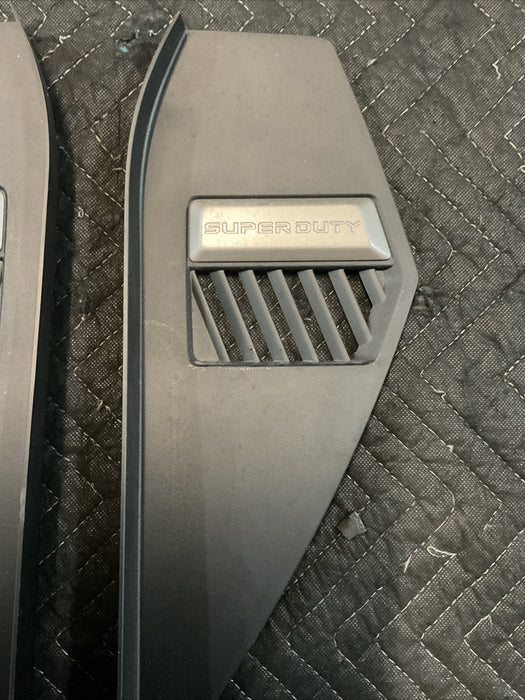 2017- 2022 FORD F250 PLATINUM DIESEL END PANEL RH LH SUPER DUTY BADGE PAIR OEM