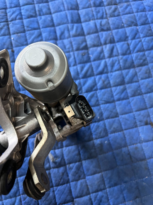 2012 AUDI R8 WINDSHIELD WIPER MOTOR 423955023 OEM GENUINE 423 955 023