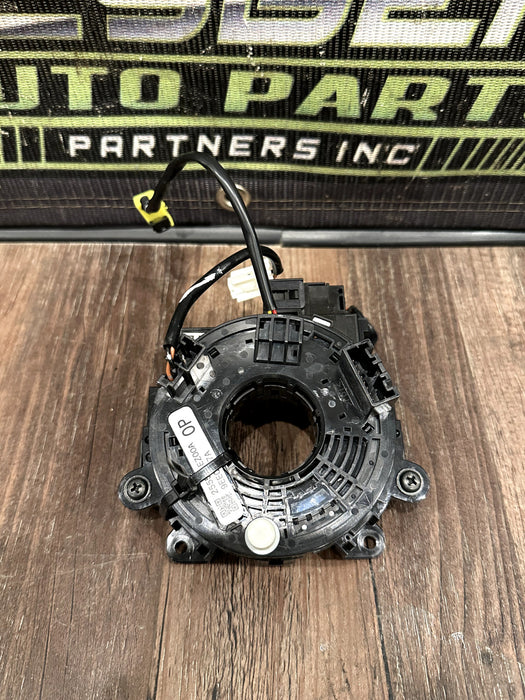 2016-2019 NISSAN TITAN & TITAN XD STEERING WHEEL CLOCK SPRING OEM 2555 EZ00A