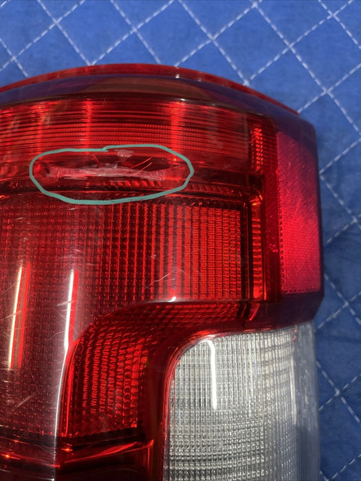 2017-2019 FORD F250 F350 F450 DRIVER LEFT LH LED TAILLIGHT~CRACK~OEM*NO MODULE*