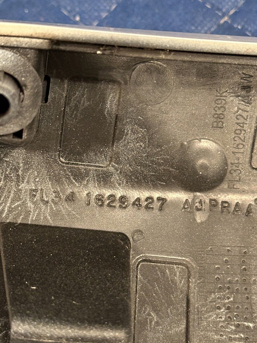 2017-2019 FORD F250 F350 F450 LEFT CAB CORNER METALLIC WHITE (UG) OEM {READ}