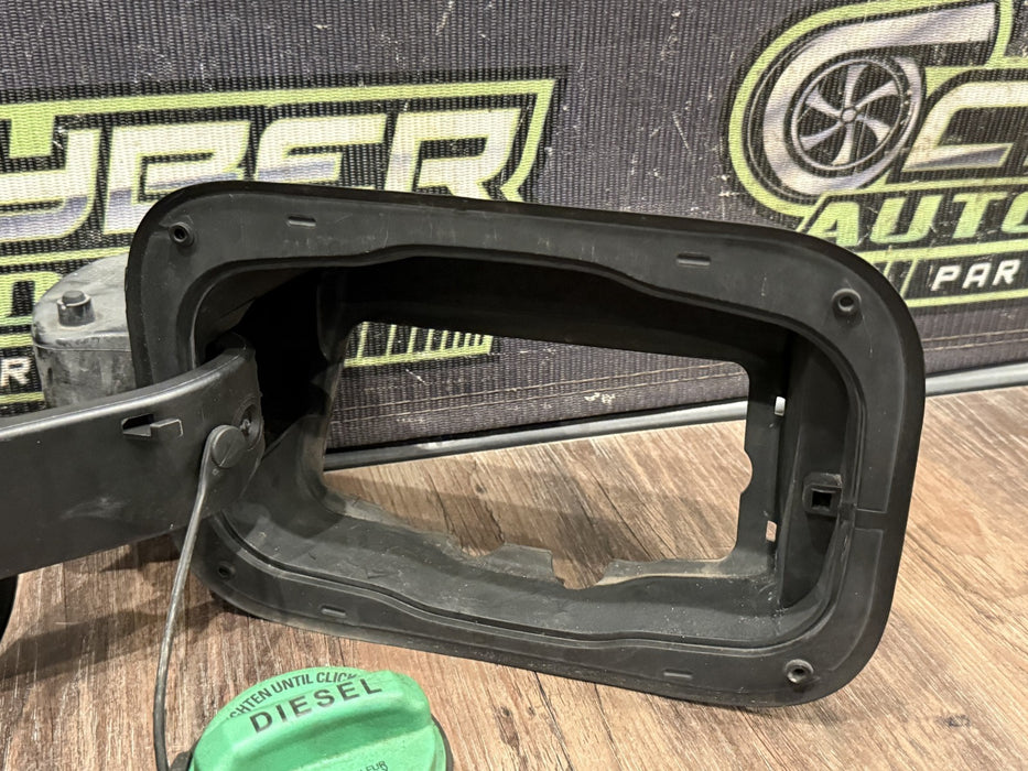 2020-2022 FORD F250 F350 6.7L DIESEL BLACK FUEL GAS DOOR LID CAP OEM *SCRATCH 2*