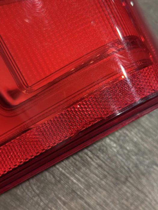 2020-2022 FORD F350 F450 DRIVER LEFT LED TAIL LIGHT OEM *WEAR 5-9*