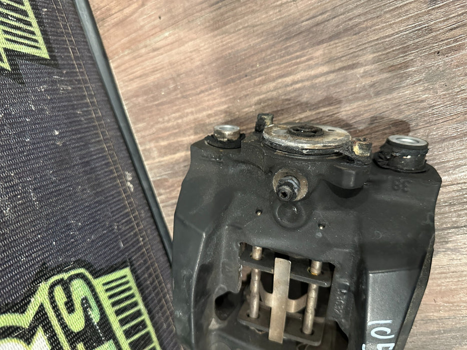 2021 AUDI R8 REAR LEFT EMERGENCY PARKING BRAKE CALIPER OEM 4S0 615 403 E