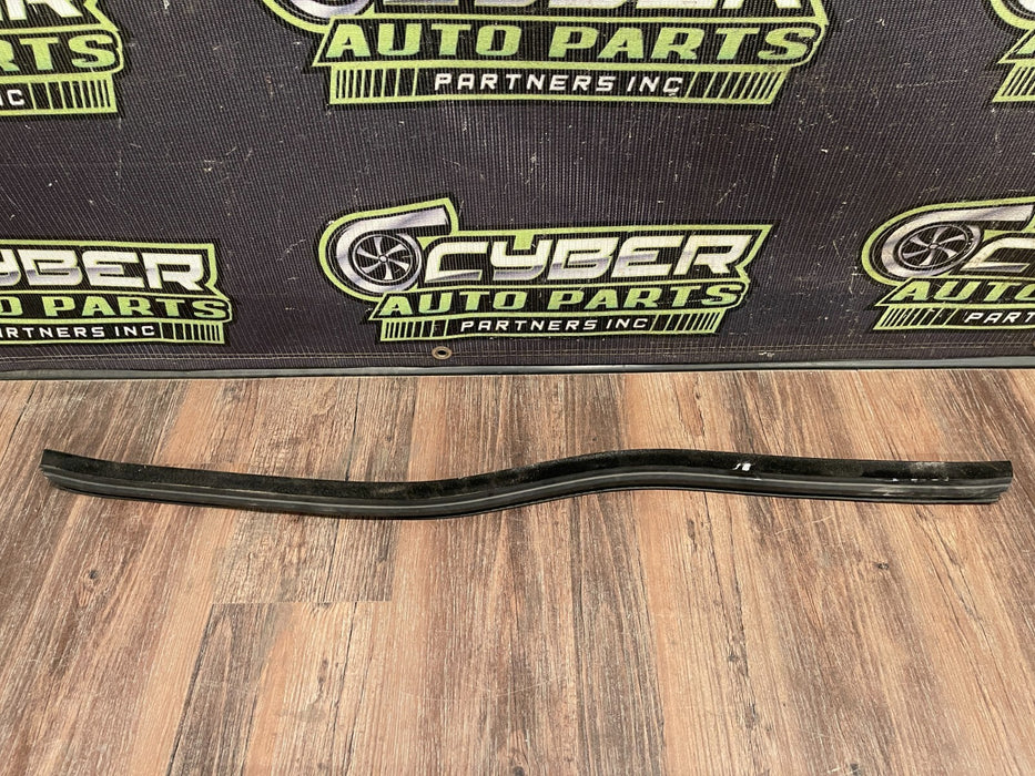 2022 FORD F350 F450 SUPERDUTY FRONT RUBBER DOOR WEATHER STRIP OEM FL34-152143476