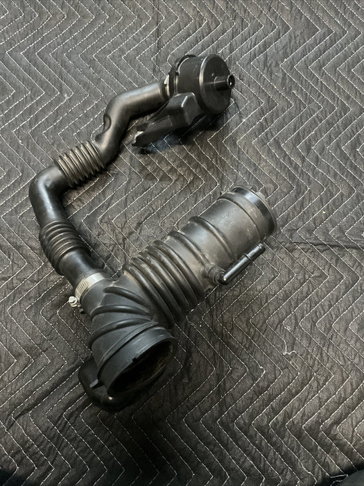 2017 SUBARU BRZ/FRS/86 AIR INTAKE HOSE W/CHAMBER VALVE ASSEMBLY OEM A12CA06