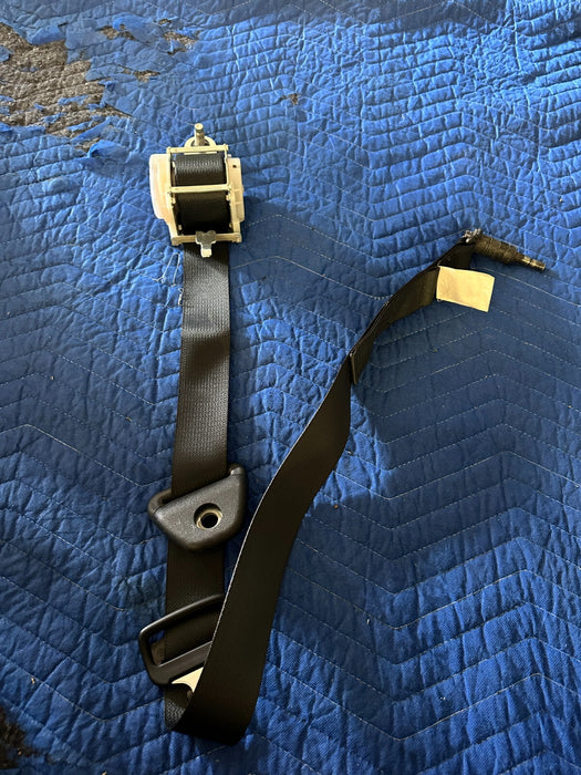 2016 2017 2018 2019 NISSAN TITAN XD OEM REAR LEFT RIGHT CENTER SEAT BELT SET