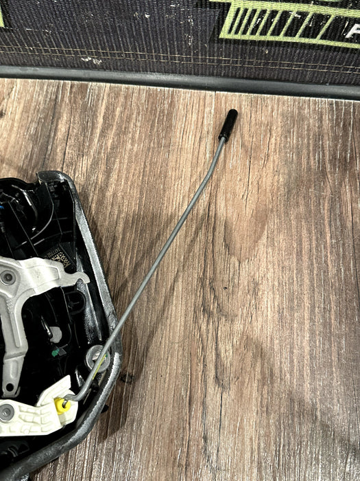 2020 BMW M8 COMP F93 FRONT RIGHT DOOR LOCK LATCH ACTUATOR MOTOR OEM 51217477702