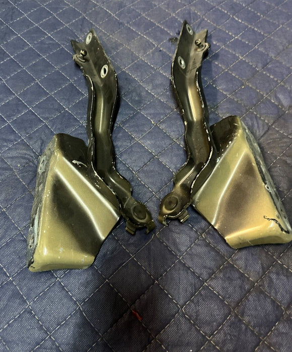 2016-2019 NISSAN TITAN XD LEFT RIGHT HOOD HINGE PAIR OEM