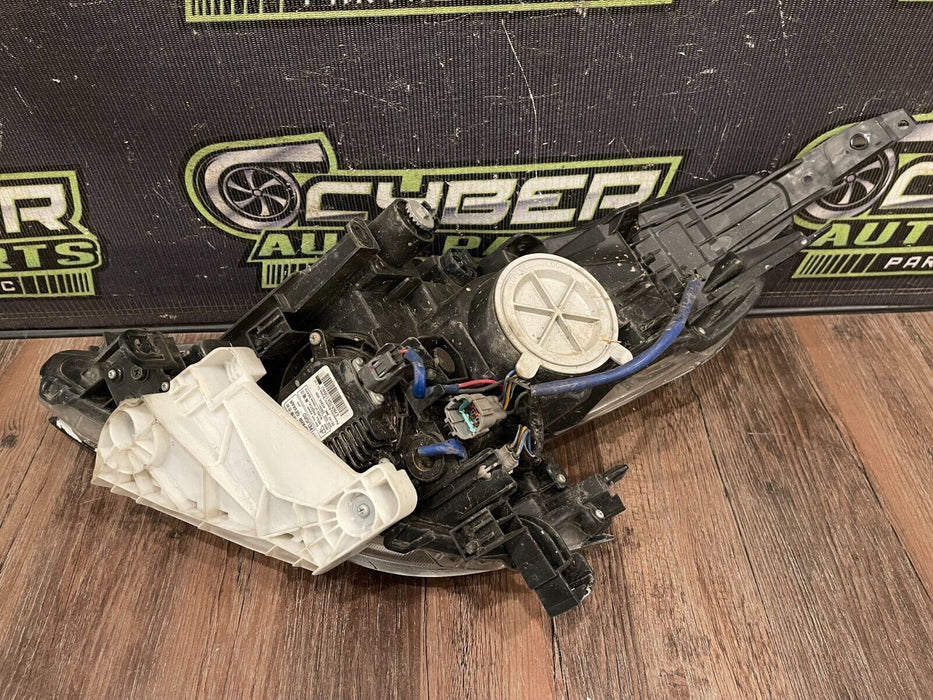 2018 NISSAN 370Z NISMO FRONT RIGHT BLACK HOUSING HEADLIGHT OEM SLIGHT SUN DAMAGE