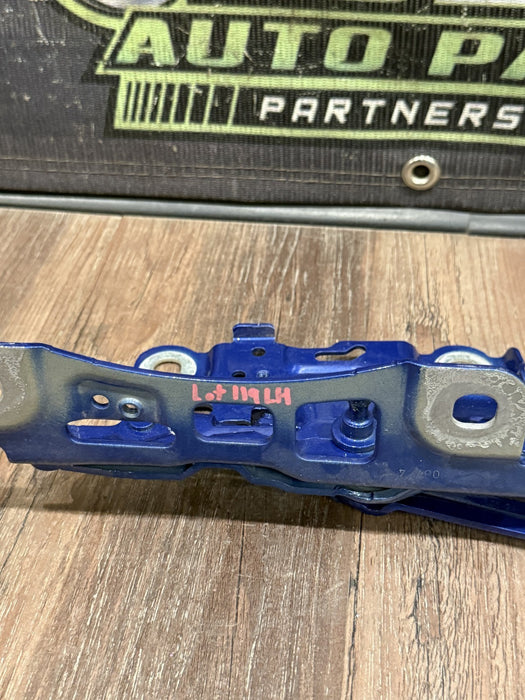 2024 BMW M3 M4 G80 G82 DRIVER LEFT HOOD HINGE OEM 7450589