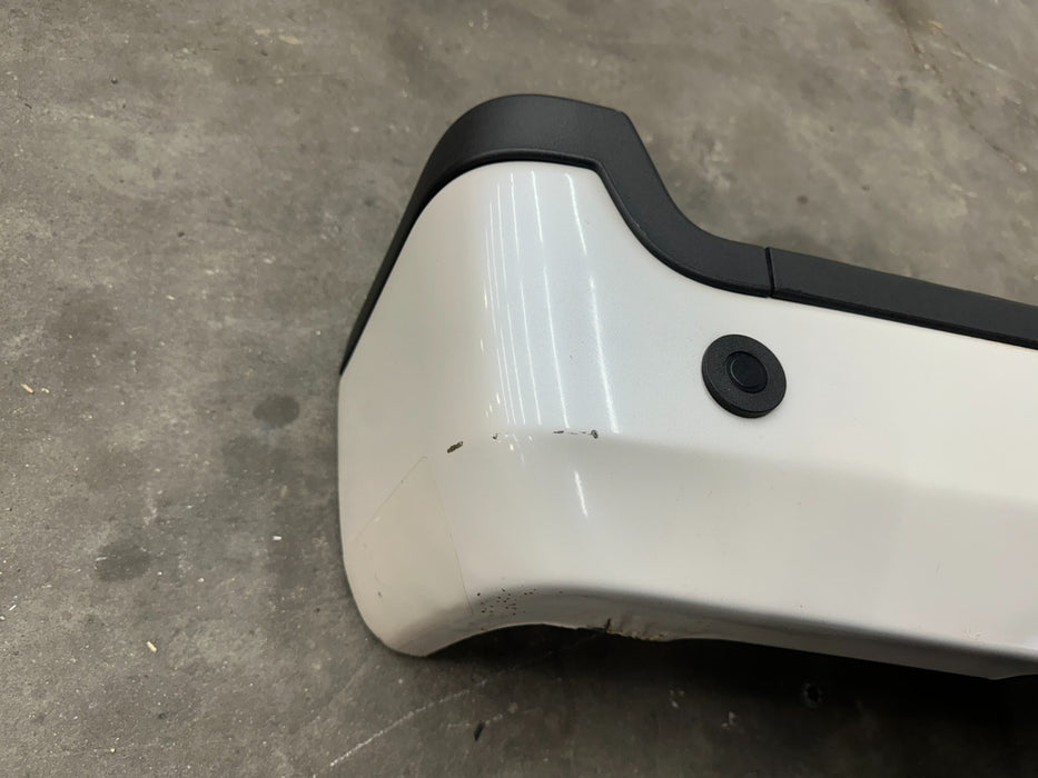 2017-2019 FORD F450 REAR BUMPER OEM TRI COAT WHITE (UG) *WEAR/RUST*