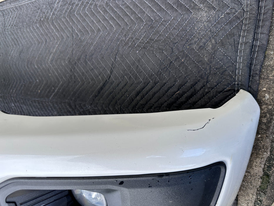 2023 2024 2025 FORD F250 F350 FRONT BUMPER ASSEMBLY STAR WHITE ~SCRATCHES~