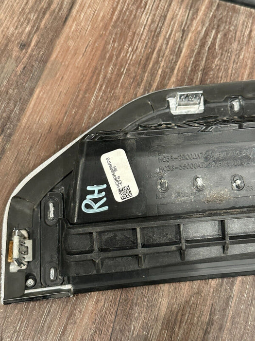 2017-2019 FORD F350 PLATINUM PASSENGER RIGHT CHROME FENDER EMBLEM OEM *RESIDUE