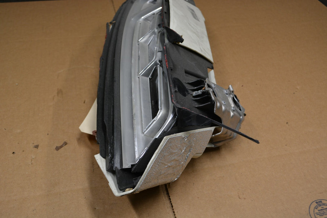 2017 AUDI R8 TAIL LIGHT LH DRIVER *DAMAGE* 2018 OEM