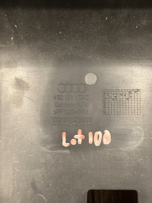 2017-18 AUDI R8 REAR AIR GUIDE PANEL TRIM OEM 4S0 121 139 C