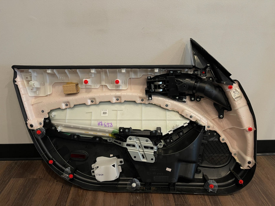 2014 NISSAN 370Z NISMO FRONT PASSENGER RIGHT DOOR PANEL OEM *SMALL TEAR *