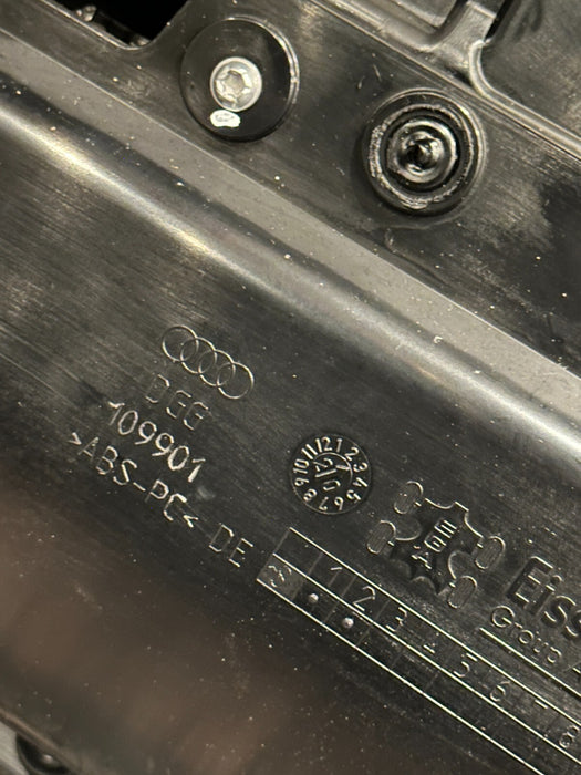 2021 AUDI R8 PLUS RIGHT PASSENGER DOOR PANEL TRIMS OEM 4S7 867 106 N ~SCUFFS~