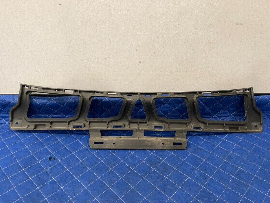 2017 MERCEDES-BENZ C63 AMG CONV FRONT BUMPER CENTER LOWER MOUNT OEM