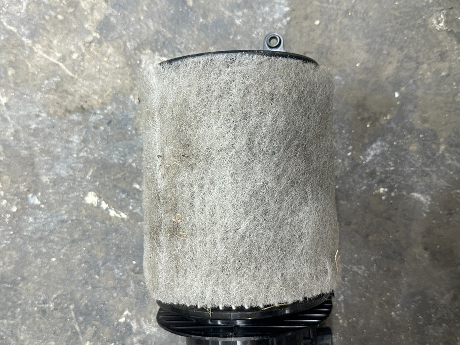 2014 AUDI R8 OEM RIGHT AIR FILTER INTAKE OEM 420133844E 420 133 844 E