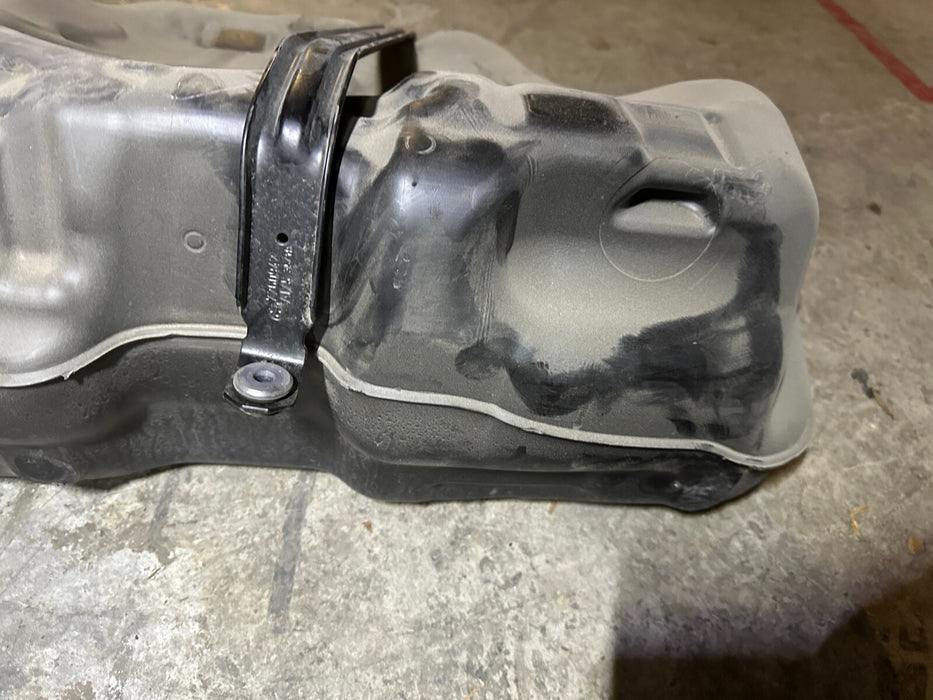 2020 BMW M4 F82 OEM FUEL GAS RESERVOIR CANISTER TANK W/ FILLER NECK