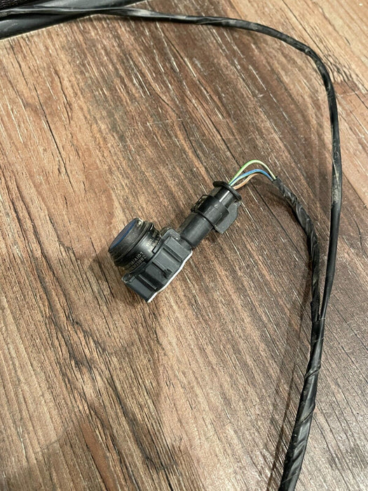 2020 BMW M4 F82 FRONT BUMPER PARKING SENSOR HARNESS OEM 9 313 607-03 (BLUE)
