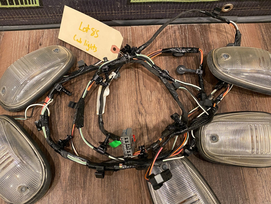 2017 DODGE RAM 2500 3500 LIMITED CAB LIGHTS W/ CONNECTING HARNESS OEM