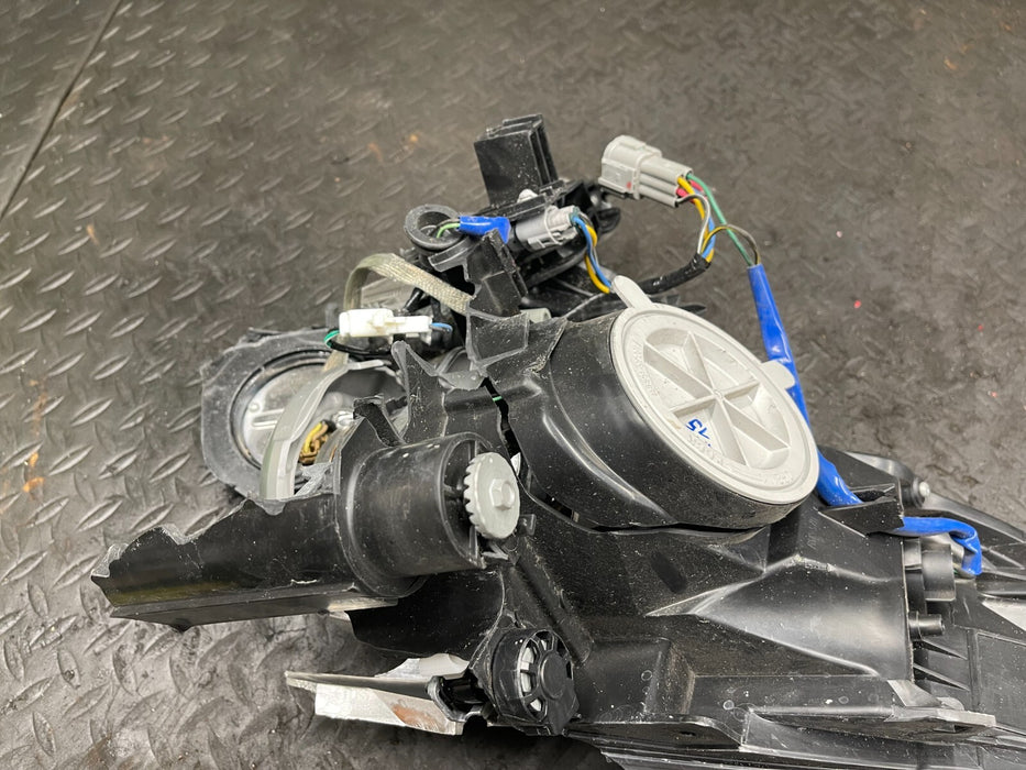 2016 NISSAN 370Z DRIVER XENON HID HEADLIGHT OEM ~PARTS~ 2009-2020