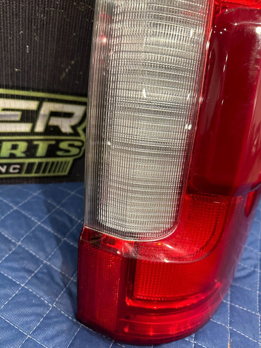 2017-2019 FORD F250 F350 F450 PASSENGER RIGHT BLISS LED TAIL LIGHT OEM  ~MINT~