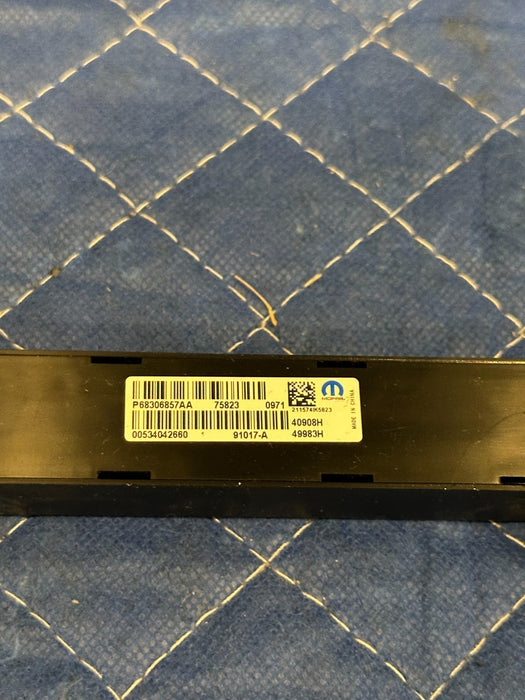 2021 RAM 2500 LARAMIE ANTENNA CONTROL MODULE OEM 68306857