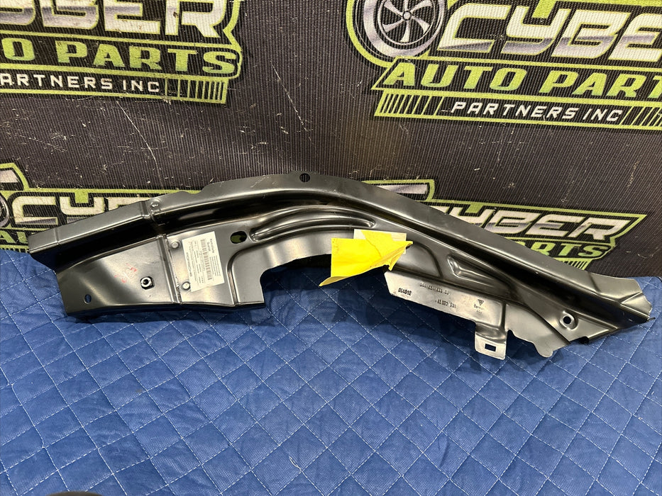 2015 Porsche 911  FRONT LEFT OUTER FENDER RAIL APRON 99150138700GRV ~BRAND NEW~
