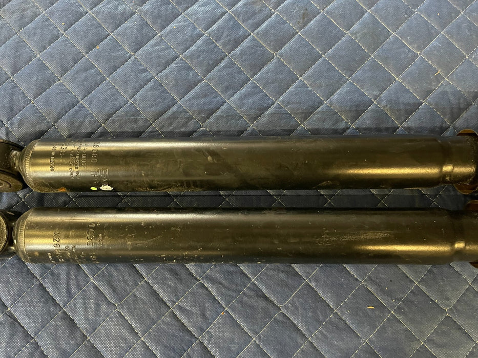 2021 FORD F450 REAR STRUT SHOCKS SET OEM 300 MILES