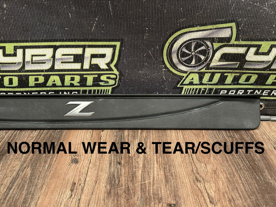 2010 NISSAN 370Z PASSENGER RIGHT SCUFF SILL KICK PLATE OEM *NORM WEAR & TEAR*