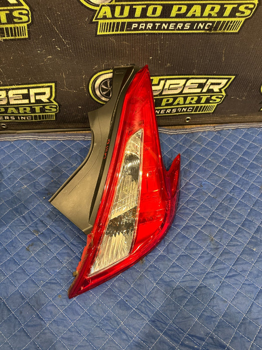 2013 NISSAN 370Z PASSENGER RIGHT LED TAIL LIGHT OEM