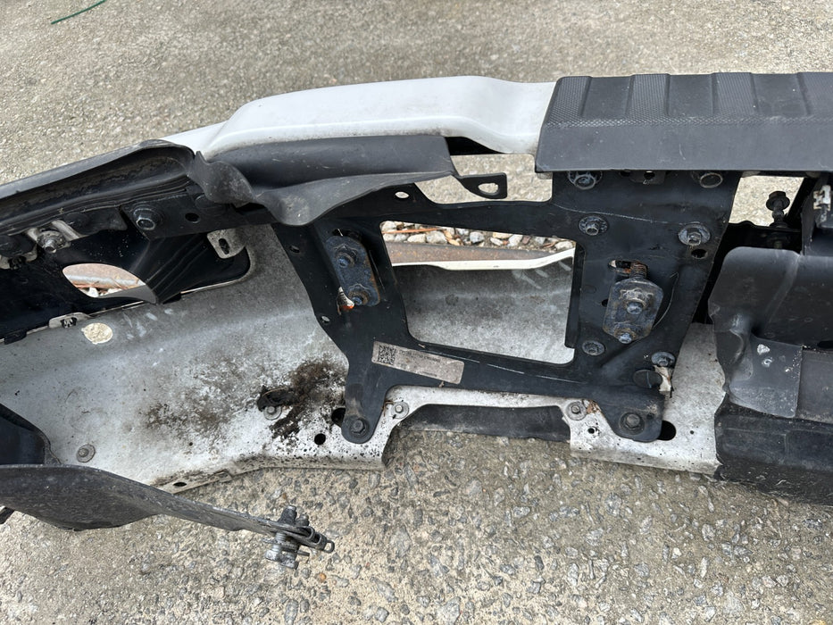 2023-2024 FORD F250 FRONT BUMPER STAR WHITE (AZ) OEM *SEE PICS 3-13/READ DESC*