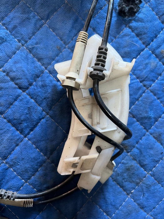 2020 BMW M8 F93 G16 REAR LEFT WHEEL ACCELERATION SPEED SENSOR OEM 6861346-10