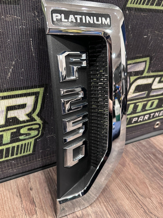 2017-2019 FORD F250 PASSENGER RIGHT PLATINUM CHROME FENDER EMBLEM BADGE OEM