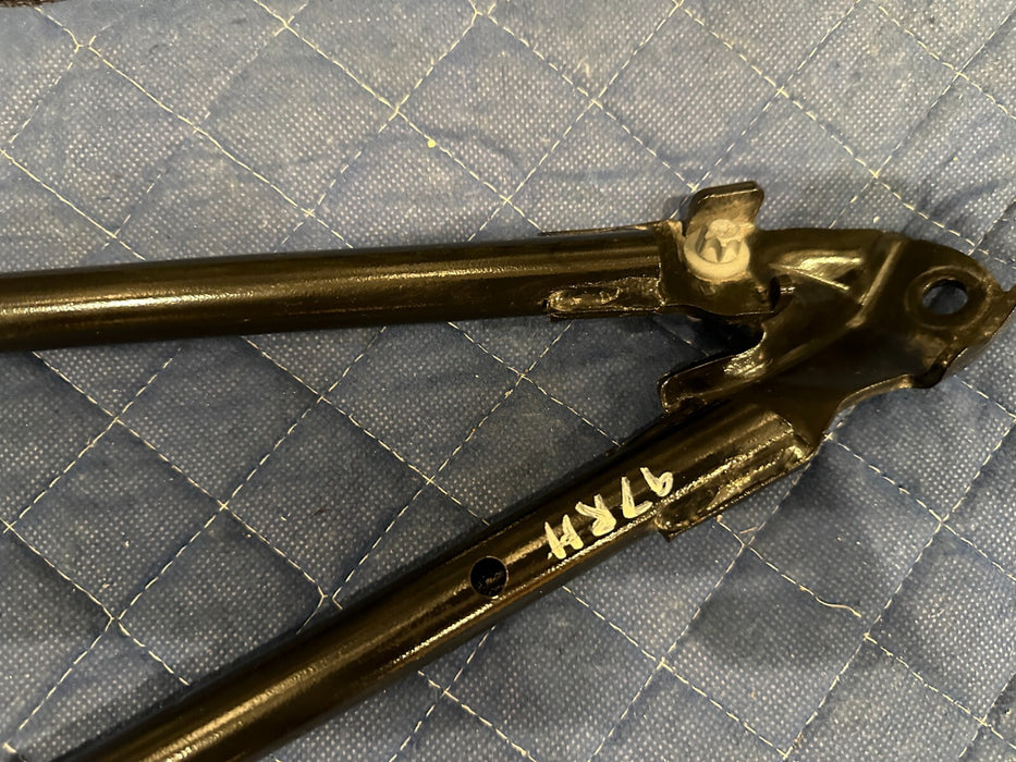 2015-2020 BMW M4 F82 FRONT RIGHT DRIVER ENGINE STRUT BAR BRACE MOUNT OEM
