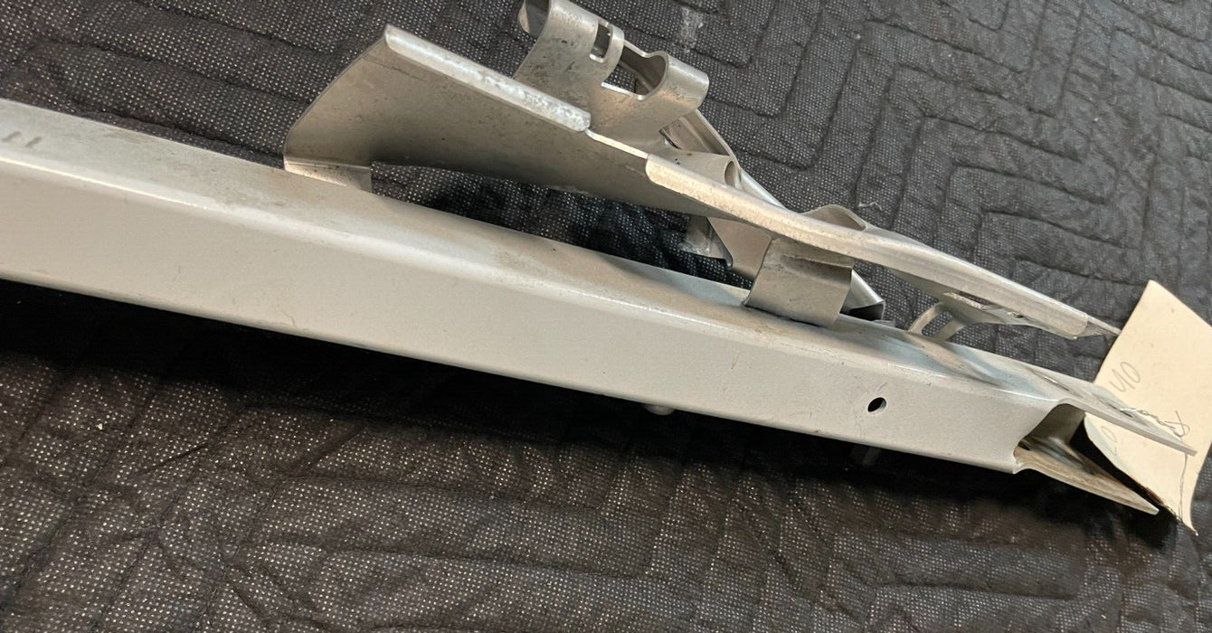 2017 AUDI R8 V10 BRACKET OEM 4S0 907 462 A