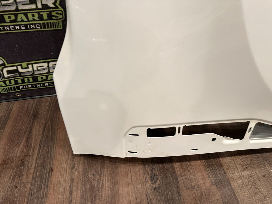 2023 2024 FORD F250 F350 FRONT RIGHT FENDER OEM STAR WHITE (AZ) *DAMAGE*