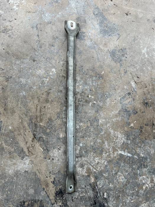 2015 MERCEDES-BENZ C63S AMG FRONT RIGHT PASSENGER SUBFRAME SUPPORT BAR OEM