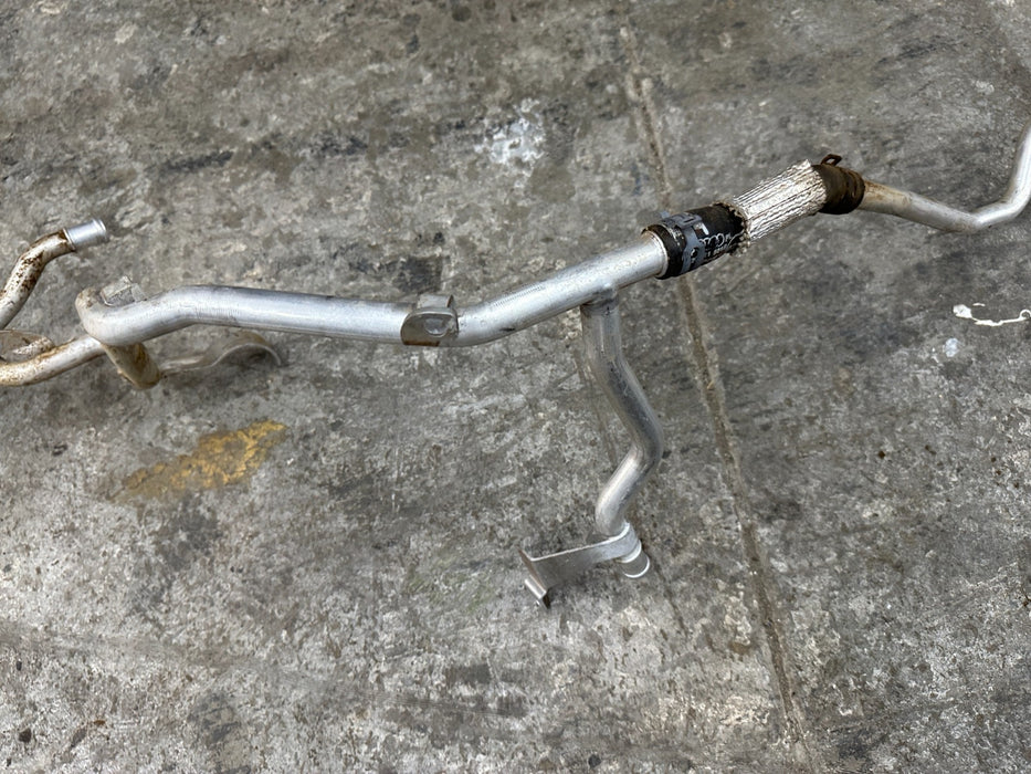 2014 AUDI R8 V10 REAR RIGHT COOLANT PIPE HOSE 420 121 085 B 420 121 481 C OEM