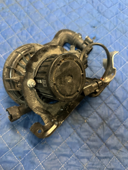2018 AUDI R8 RIGHT SECONDARY AIR INJECTION PUMP OEM 4S0 906 601 B ~READ!!~