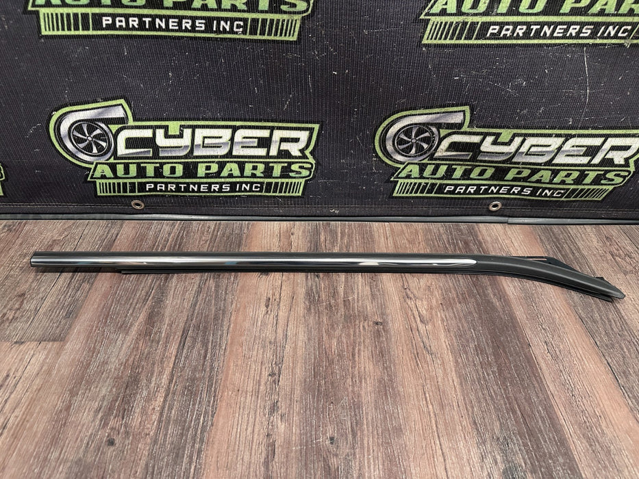 2017-2019 FORD F250 F350 F450 REAR RIGHT CHROME DOOR WINDOW BELT OEM