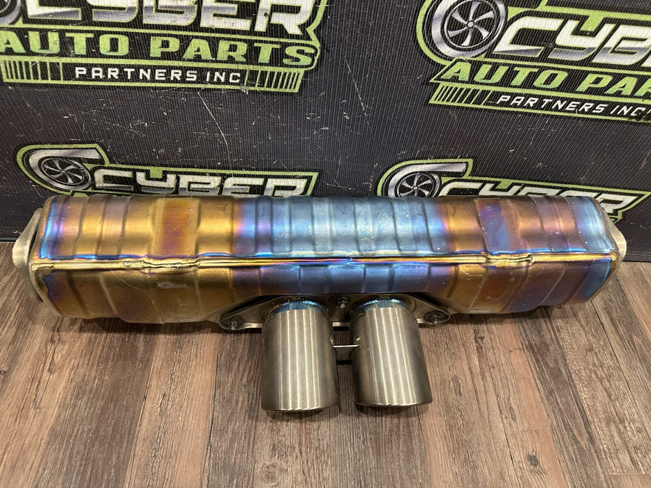 2017 2018 2019 PORSCHE 911 GT3 CENTER EXHAUST MUFFLER W/ TIPS OEM 991 111 027 90