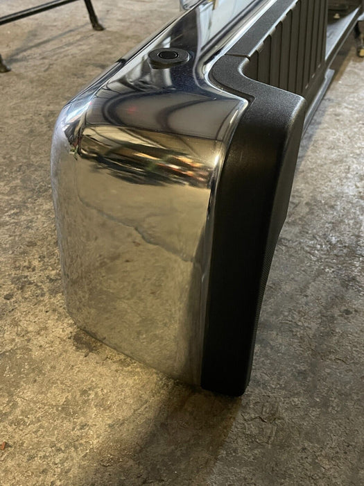 2017-2019 FORD F250 REAR CHROME BUMPER ASSEMBLY OEM (READ/SLIGHT SCUFFS)